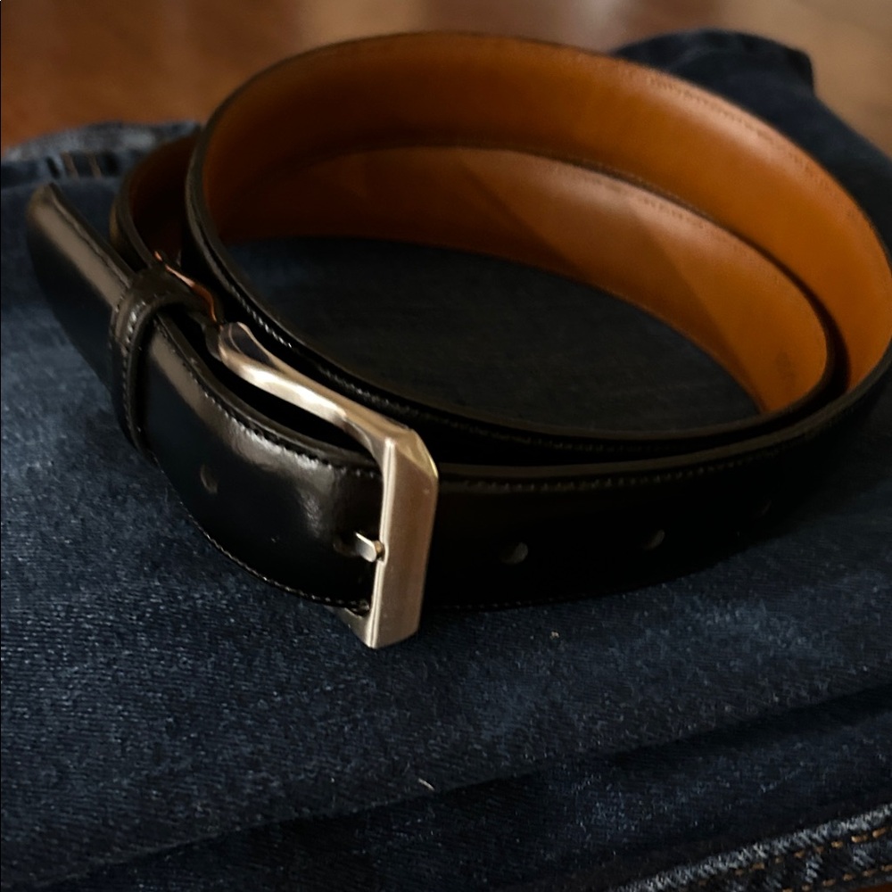 Jos A Banks Men’s Leather Belt, Size 36